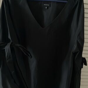 Who What Wear Black V-Neck Blouse